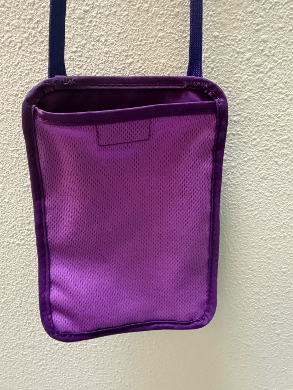Hero NeckWallet - Picture 4 of 4